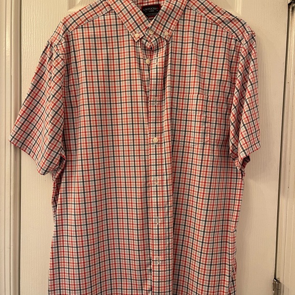 UNTUCKit Red Casual Button Down Shirt - Picture 1 of 3